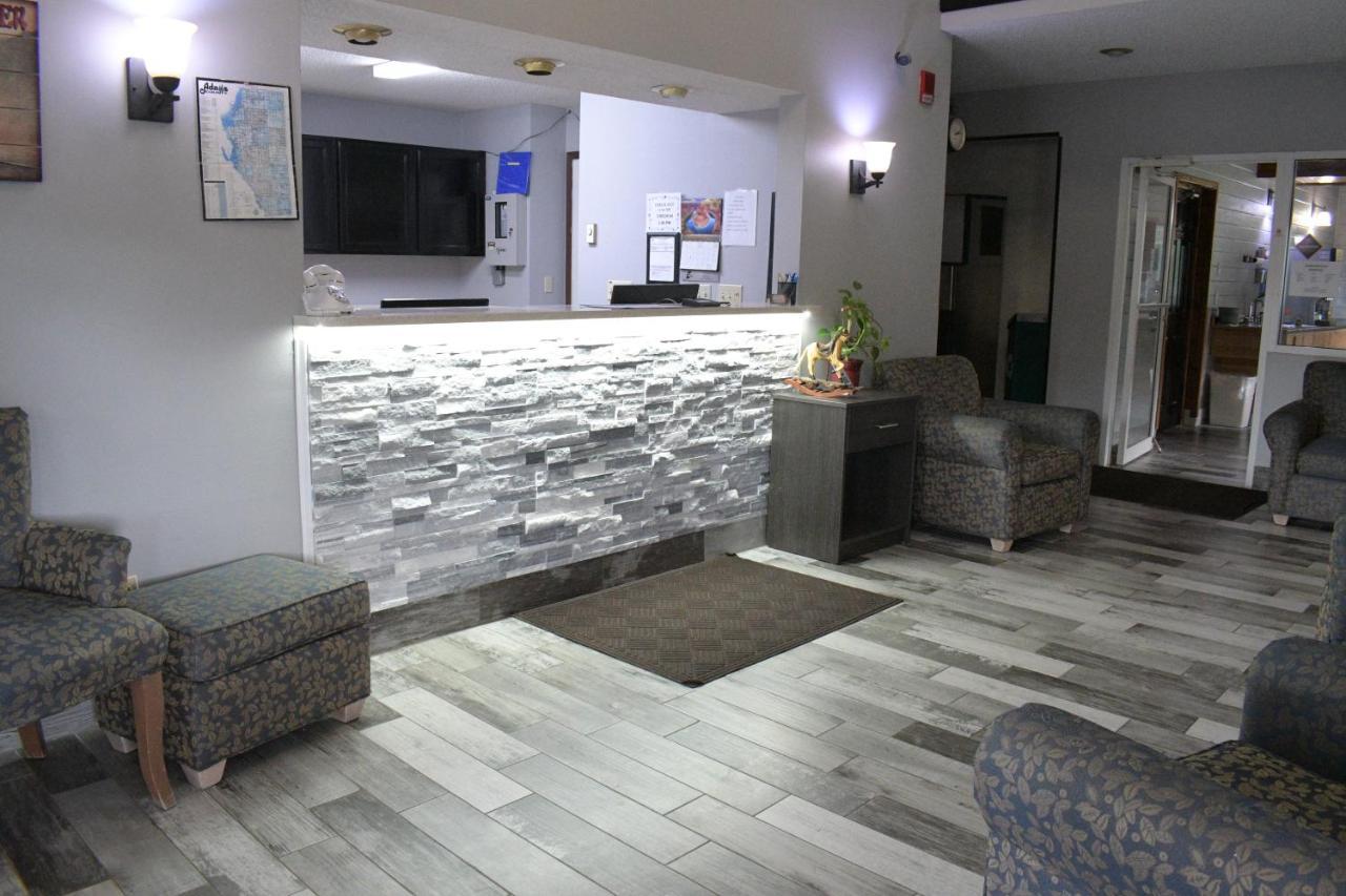 Adams Inn&Suites Exterior foto